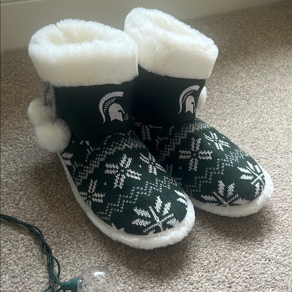 MSU Green & White Snowflake Slippers